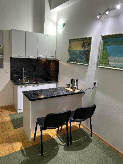 Guesthouse Hurma Rooms Сараєво Номер фото